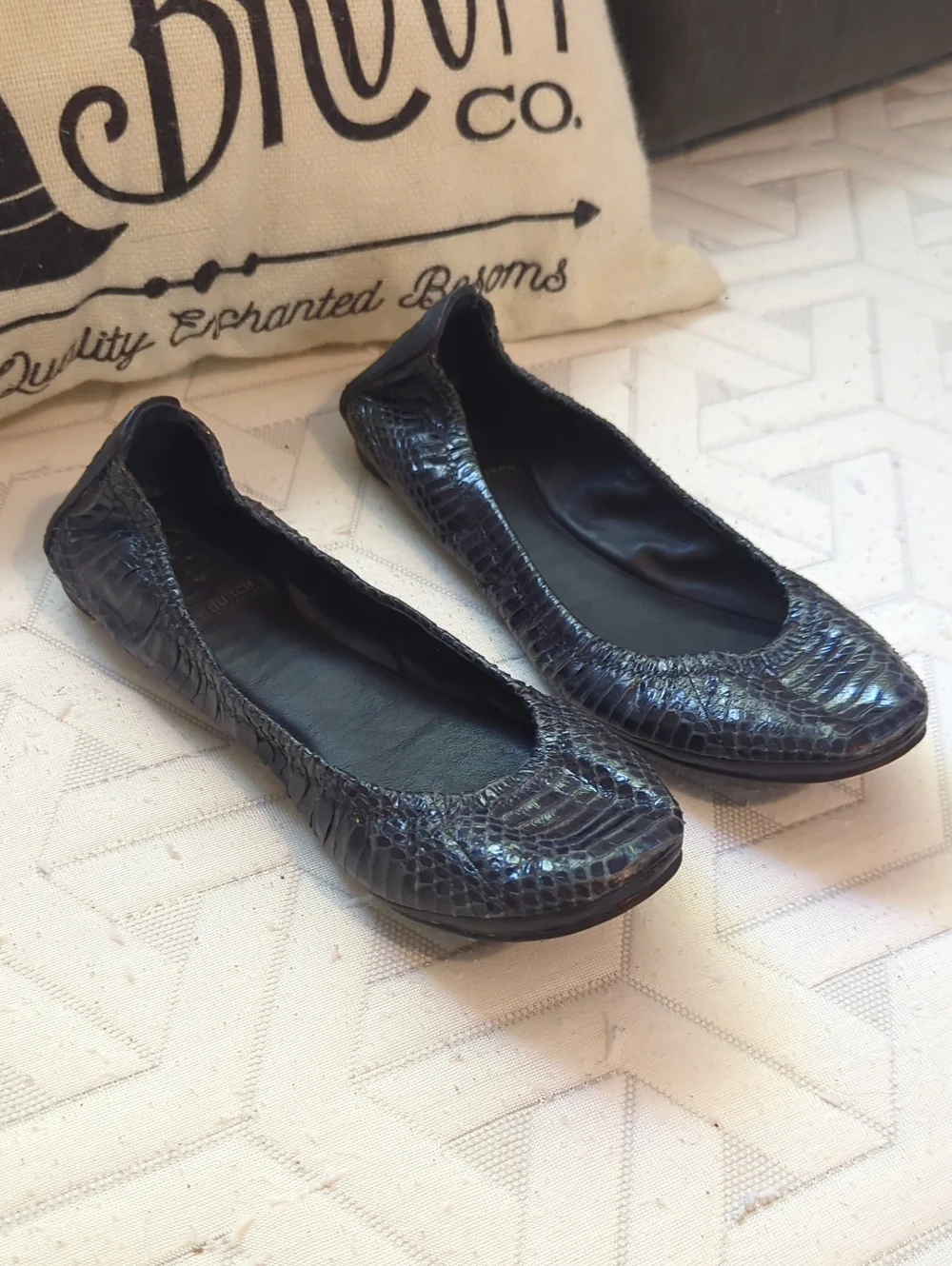 Tory Burch Black Croc-Embossed Leather Ballet Flats Size 5.5